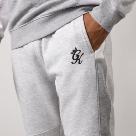 GYM KING Minefied Jogger Logo close up