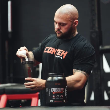 Conteh Carbdrive Mango 1.12 kg tub - man in gym image